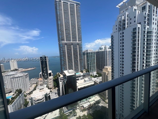 image 1010 Brickell64