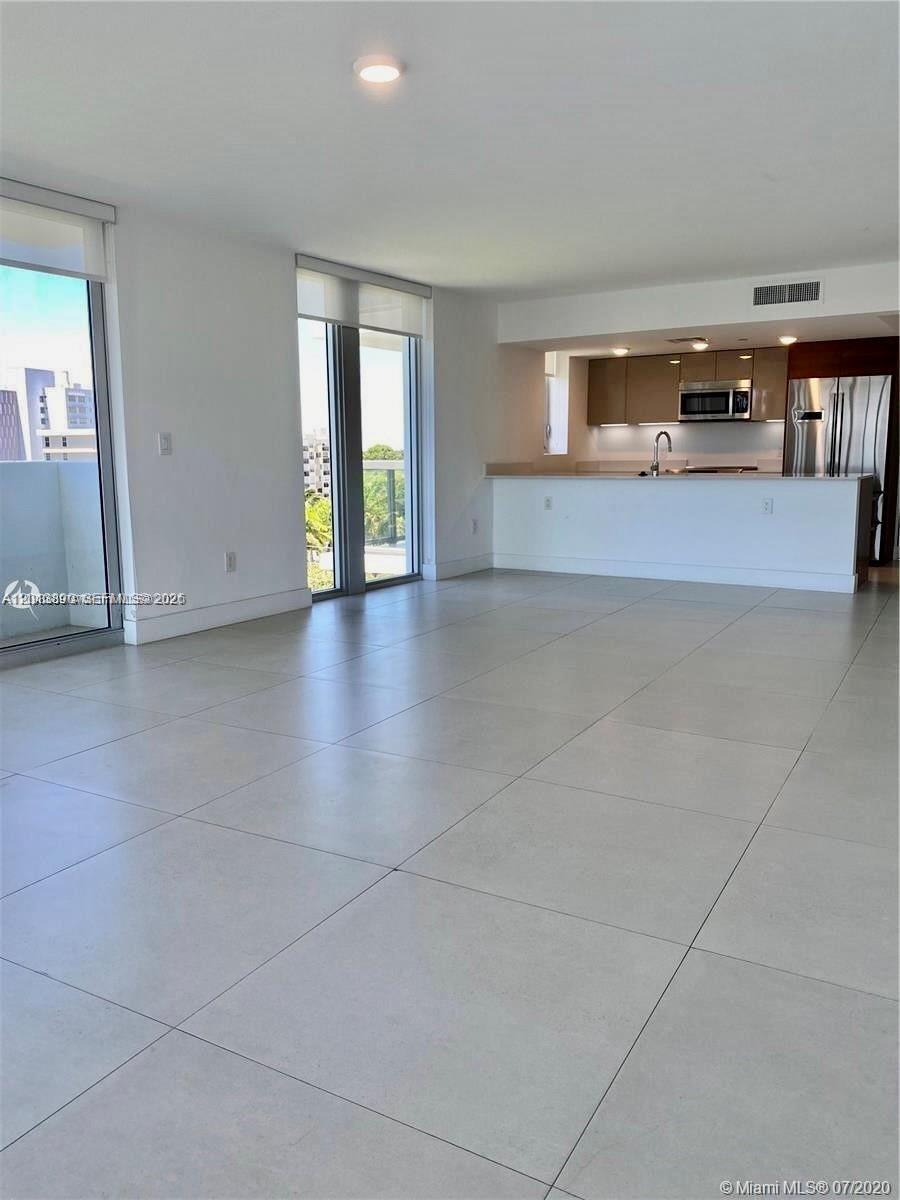 9261 E Bay Hbr Dr #704 Bay Harbor Islands, FL 33154