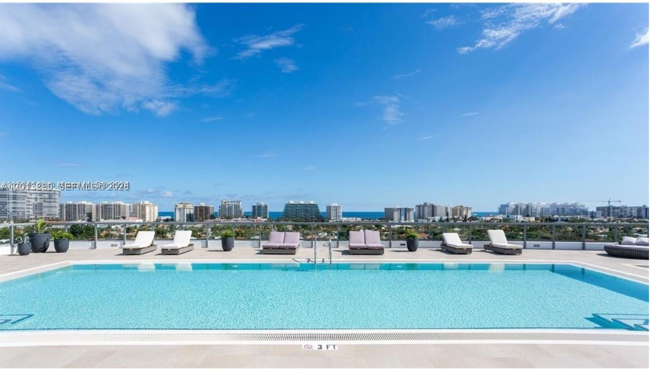 9261 E Bay Hbr Dr #704 Bay Harbor Islands, FL 33154