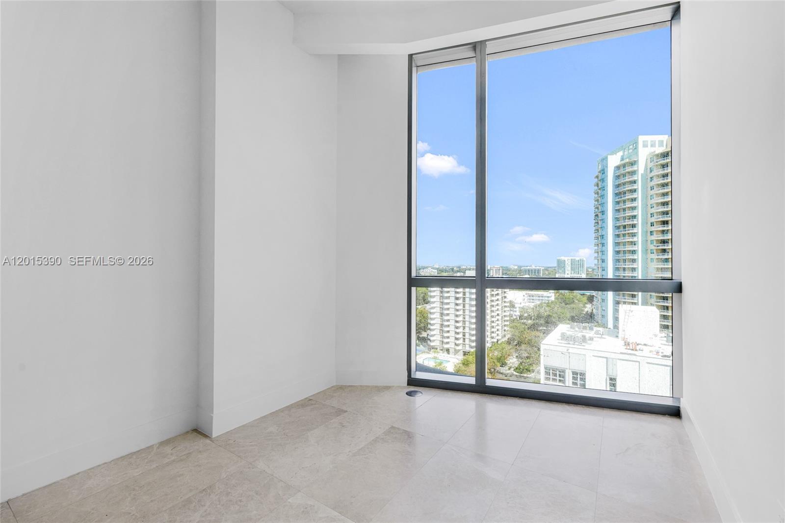 175 SE 25th Rd #1203 Miami, FL 33129