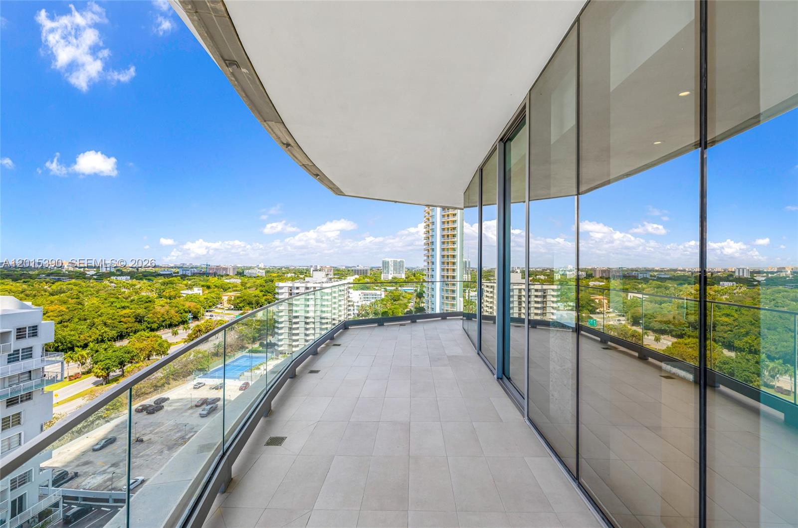 175 SE 25th Rd #1203 Miami, FL 33129