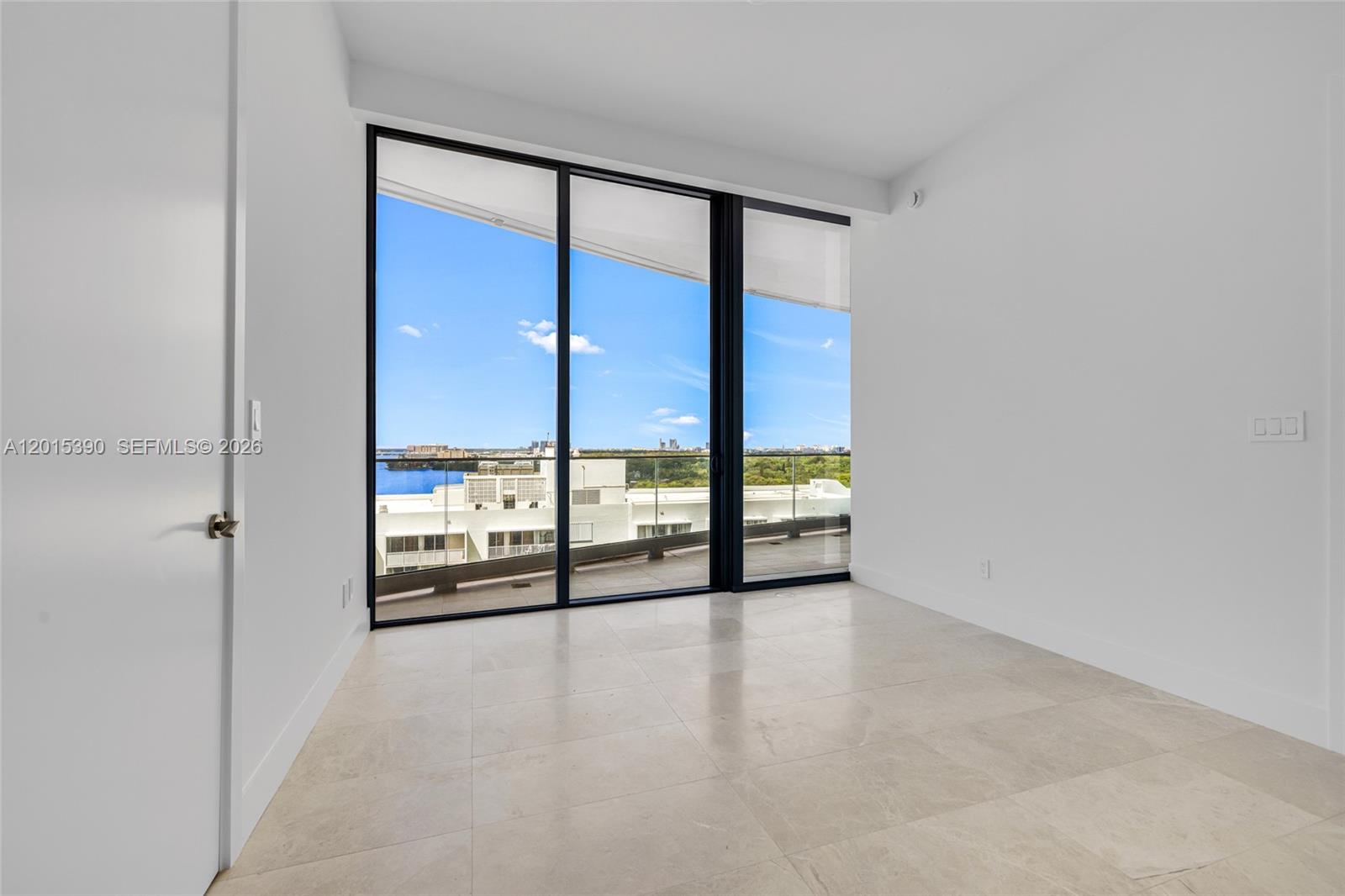 175 SE 25th Rd #1203 Miami, FL 33129
