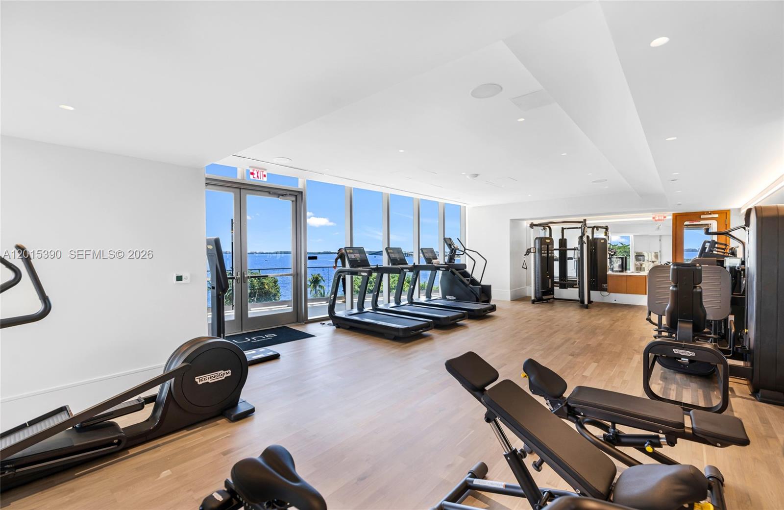 175 SE 25th Rd #1203 Miami, FL 33129