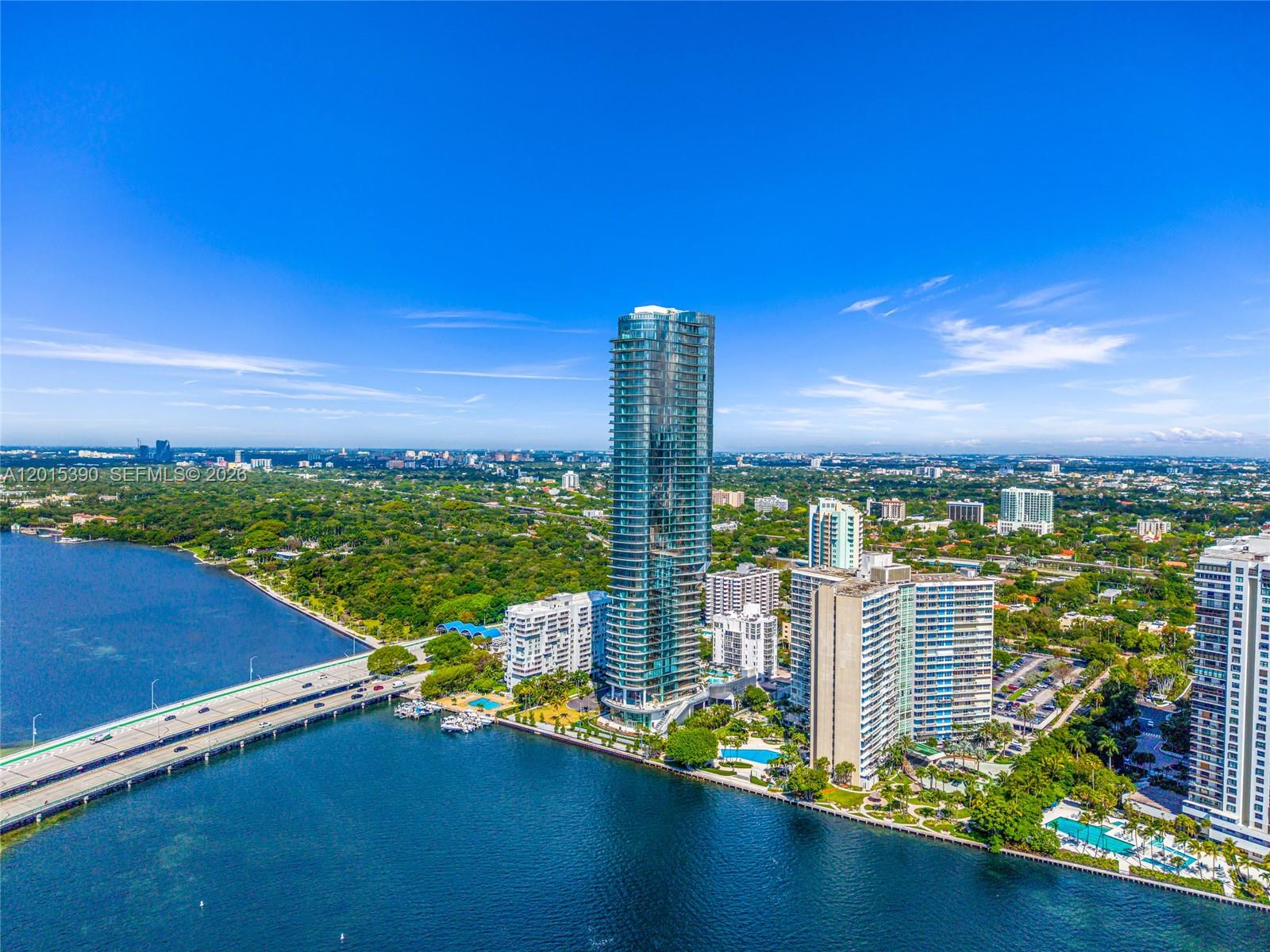 175 SE 25th Rd #1203 Miami, FL 33129