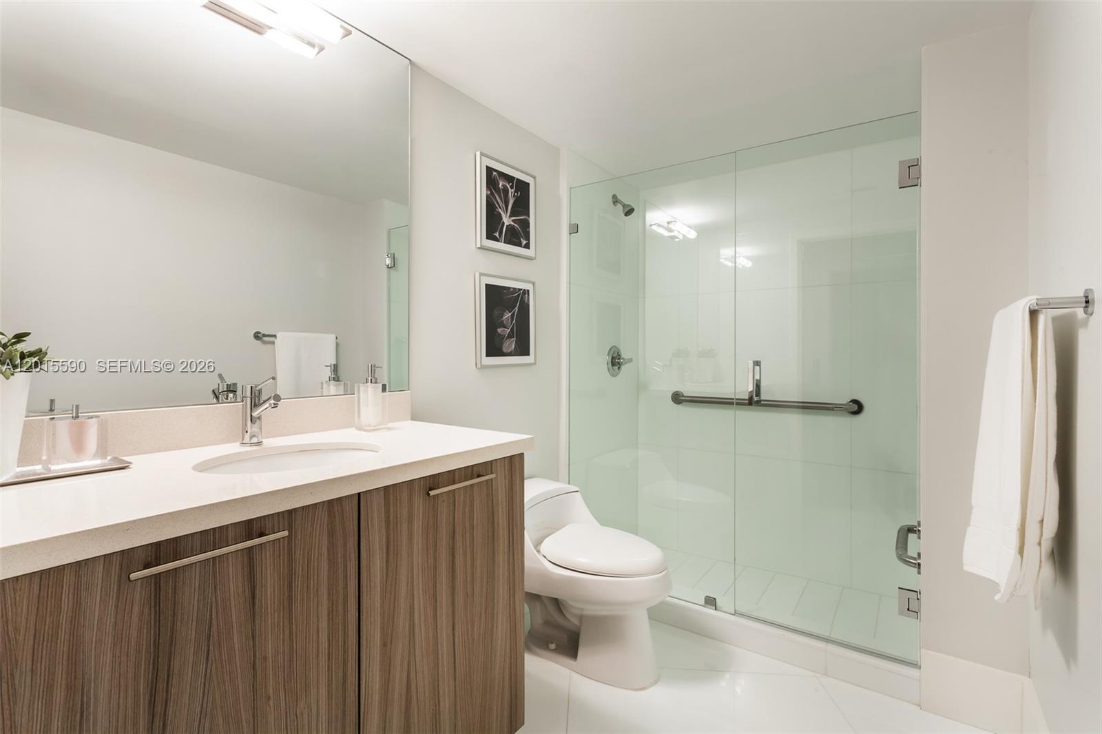 6700 Indian Crk Dr #1402 Miami Beach, FL 33141