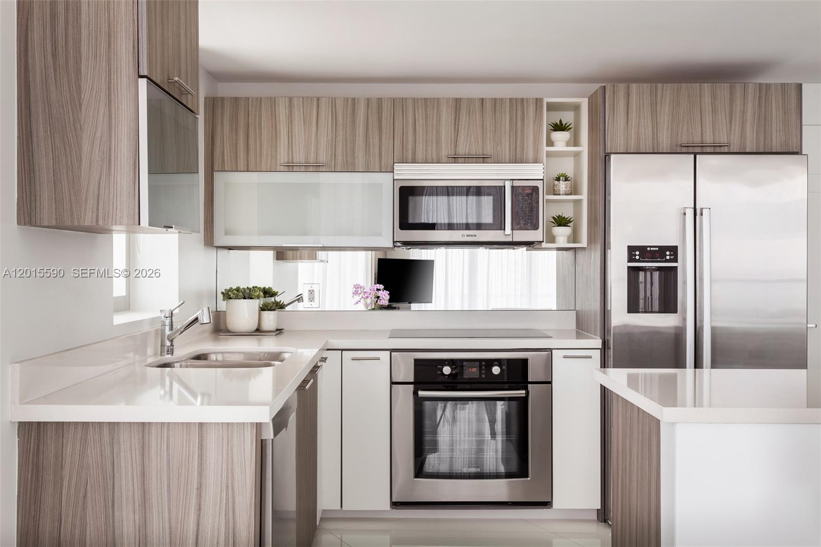 6700 Indian Crk Dr #1402 Miami Beach, FL 33141