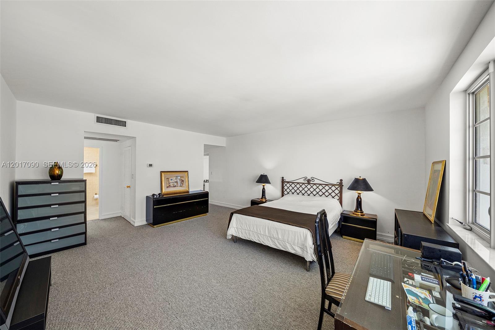 5255 Collins Ave #9F Miami Beach, FL 33140