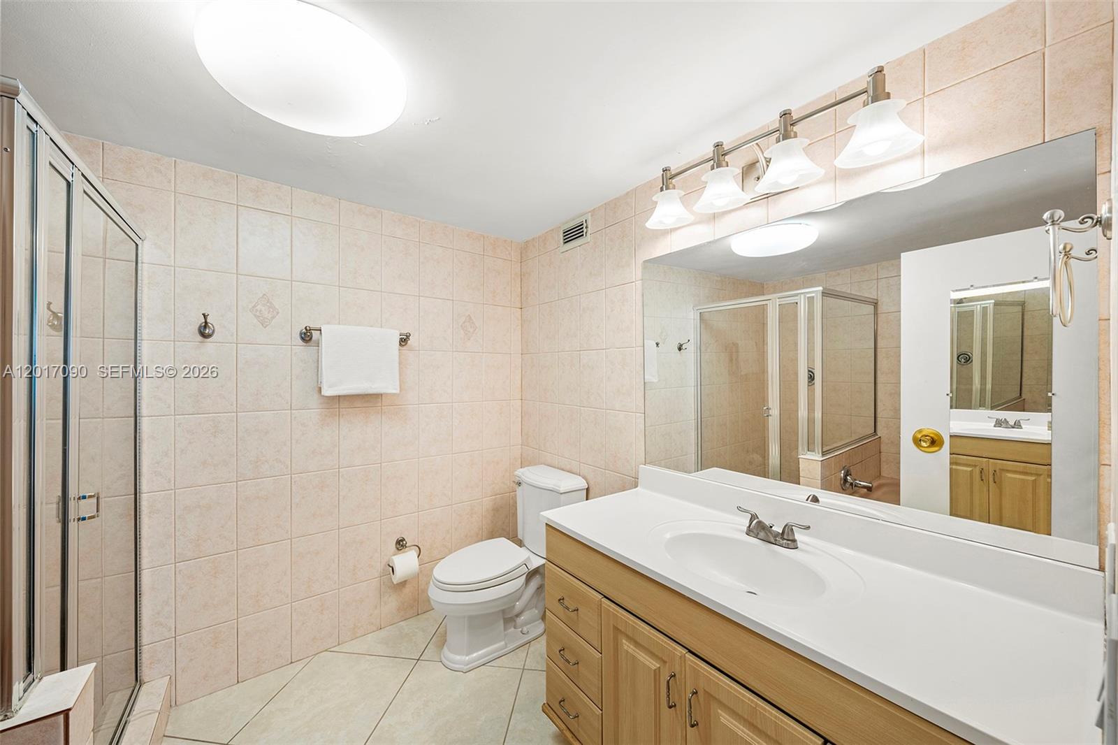 5255 Collins Ave #9F Miami Beach, FL 33140