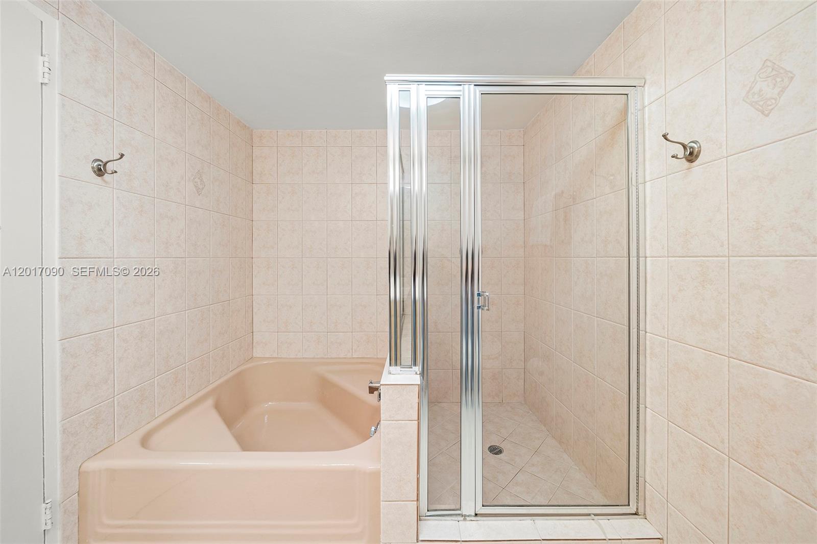 5255 Collins Ave #9F Miami Beach, FL 33140