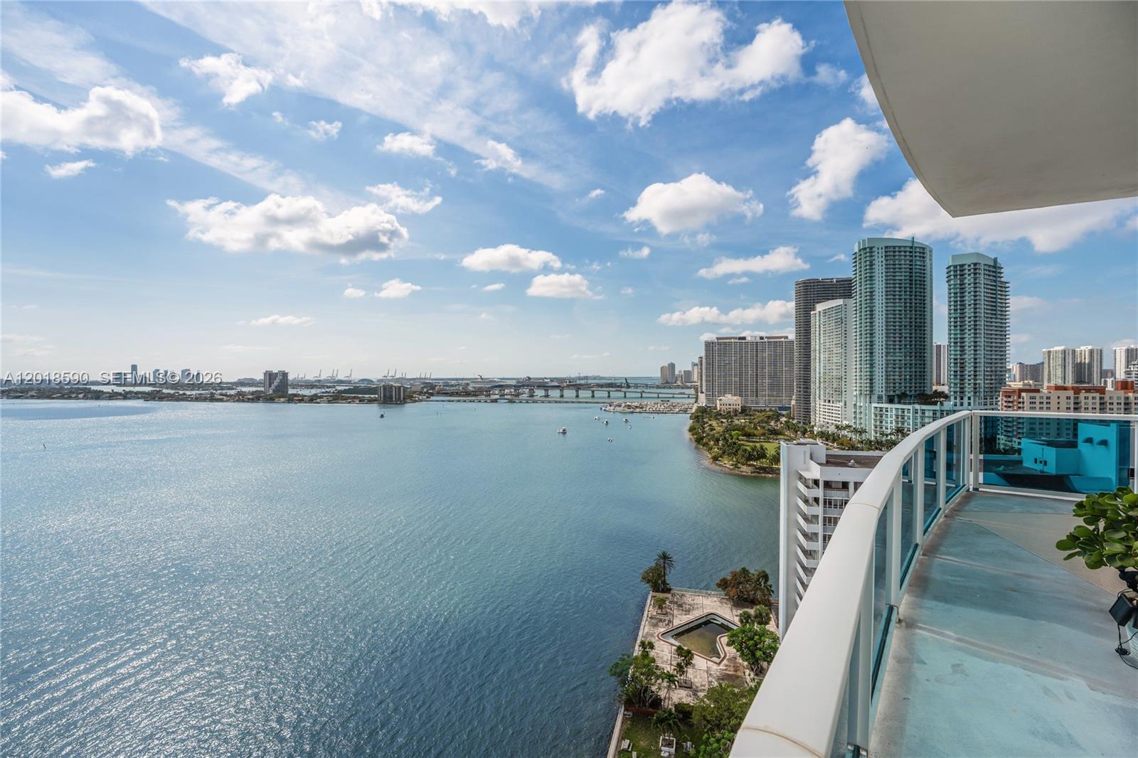 725 NE 22nd St #PH2A Miami, FL 33137