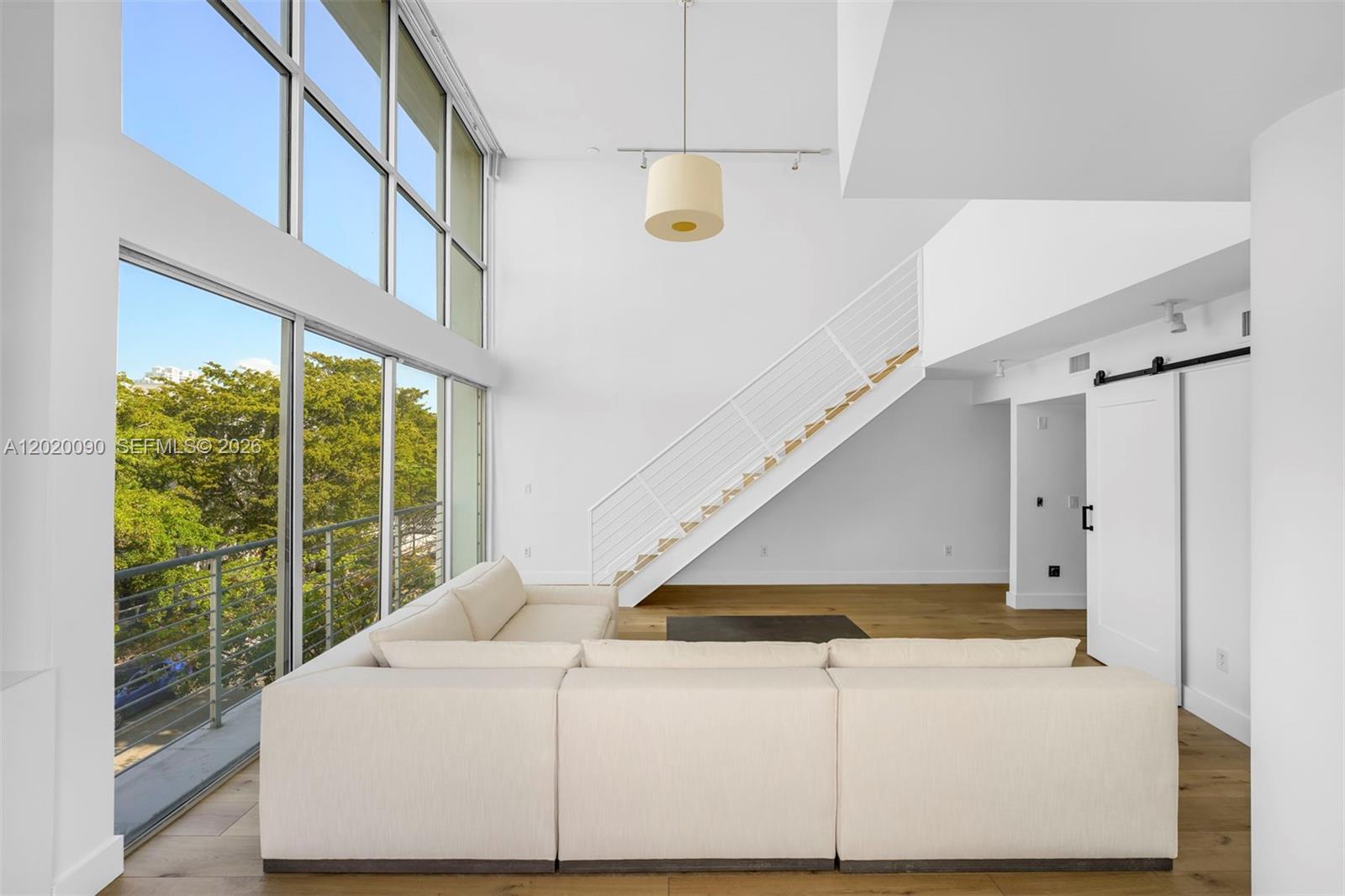 221 Jefferson Ave #10 Miami Beach, FL 33139