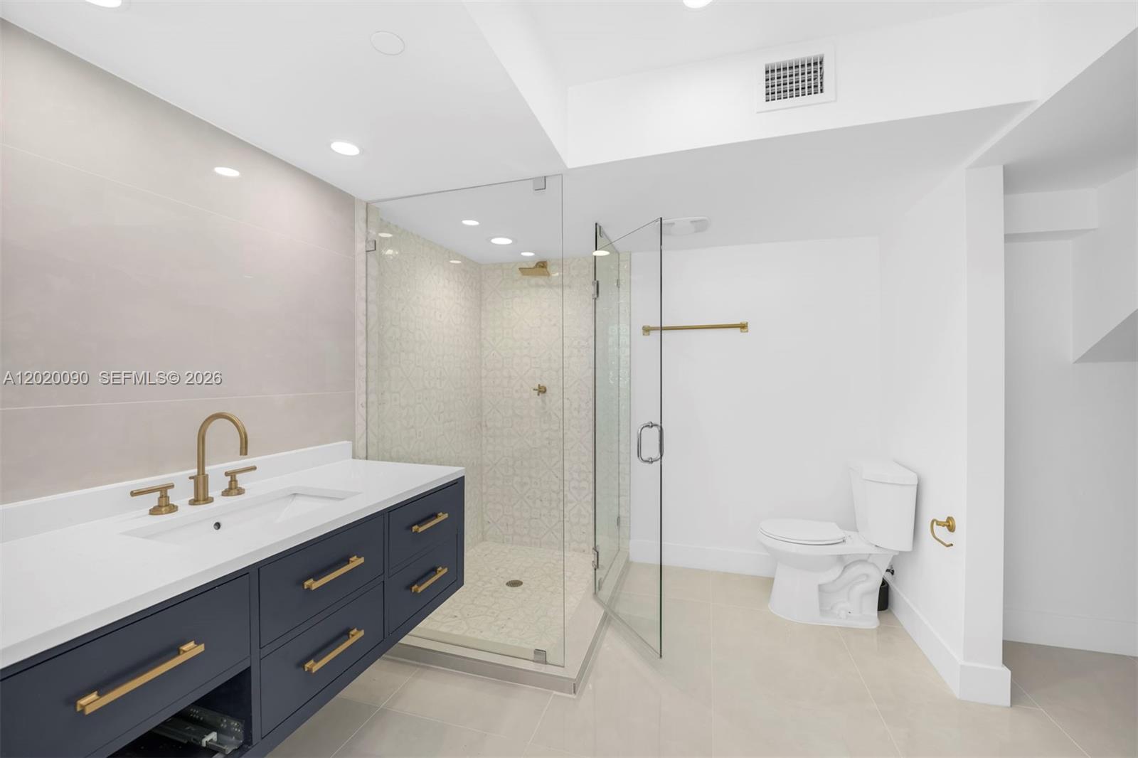 221 Jefferson Ave #10 Miami Beach, FL 33139
