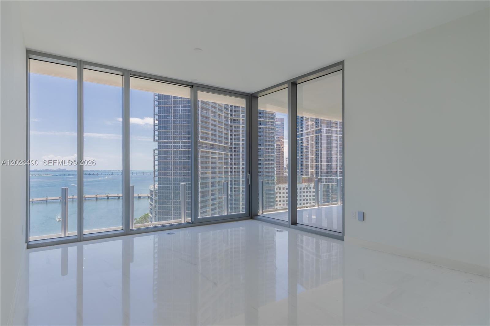 300 Biscayne Blvd Way #1704 Miami, FL 33131