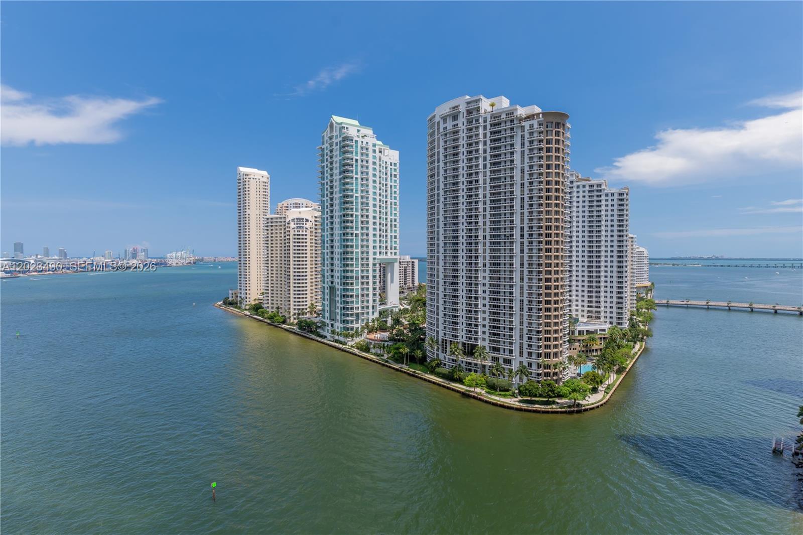 300 Biscayne Blvd Way #1704 Miami, FL 33131