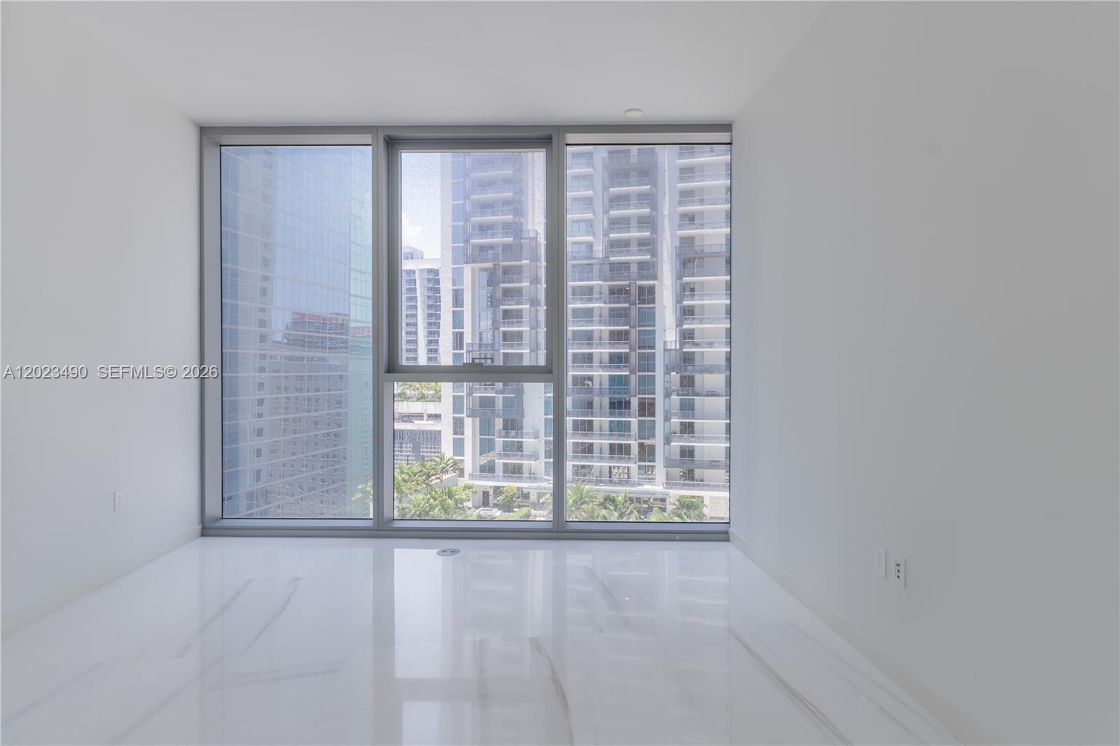 300 Biscayne Blvd Way #1704 Miami, FL 33131