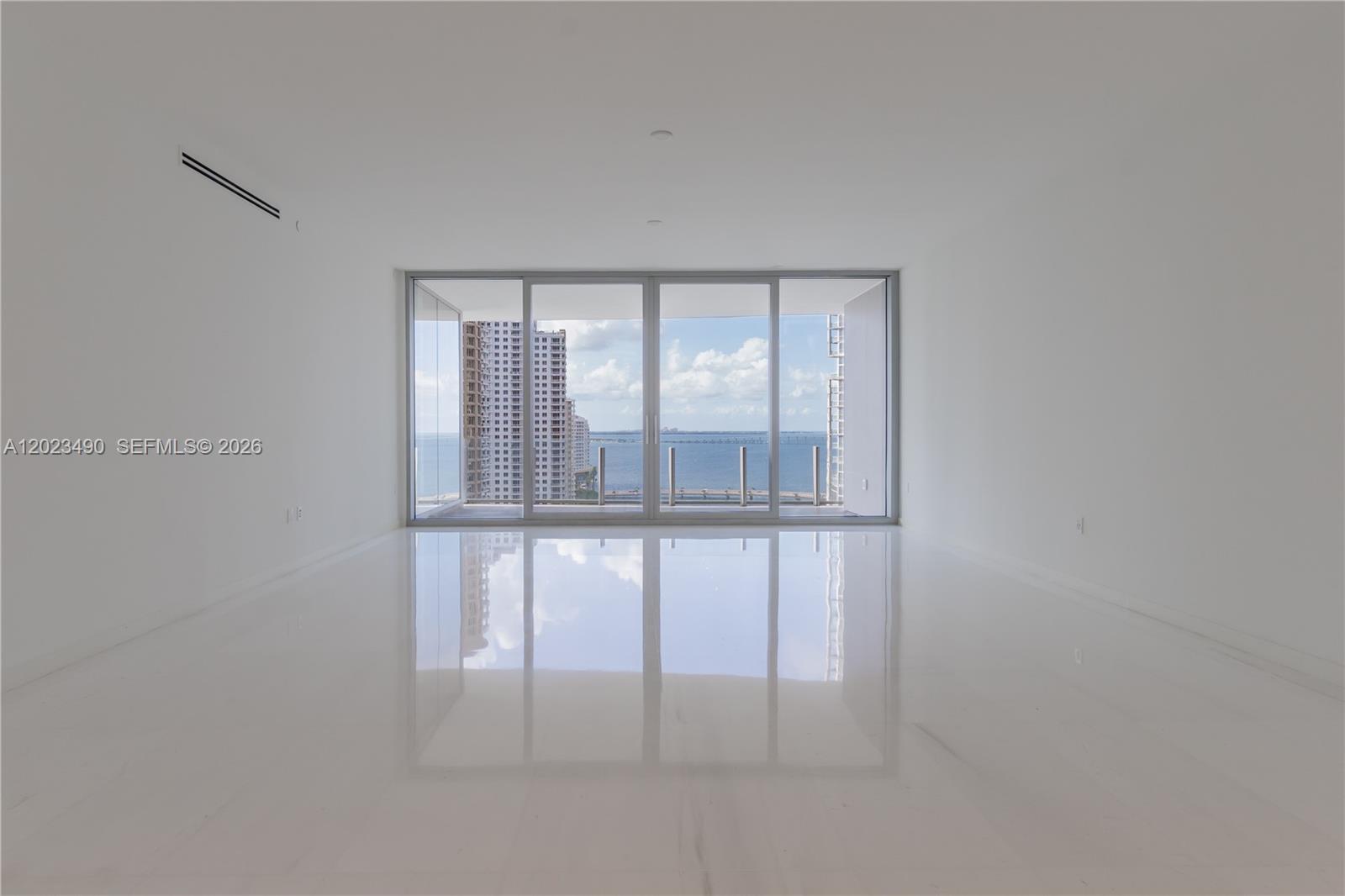 300 Biscayne Blvd Way #1704 Miami, FL 33131