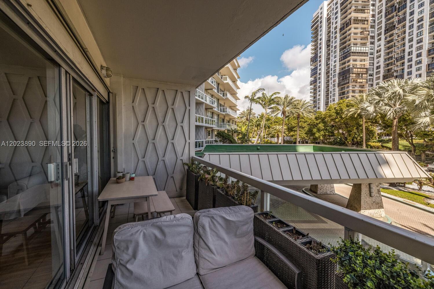 image Brickell Townhouse3
