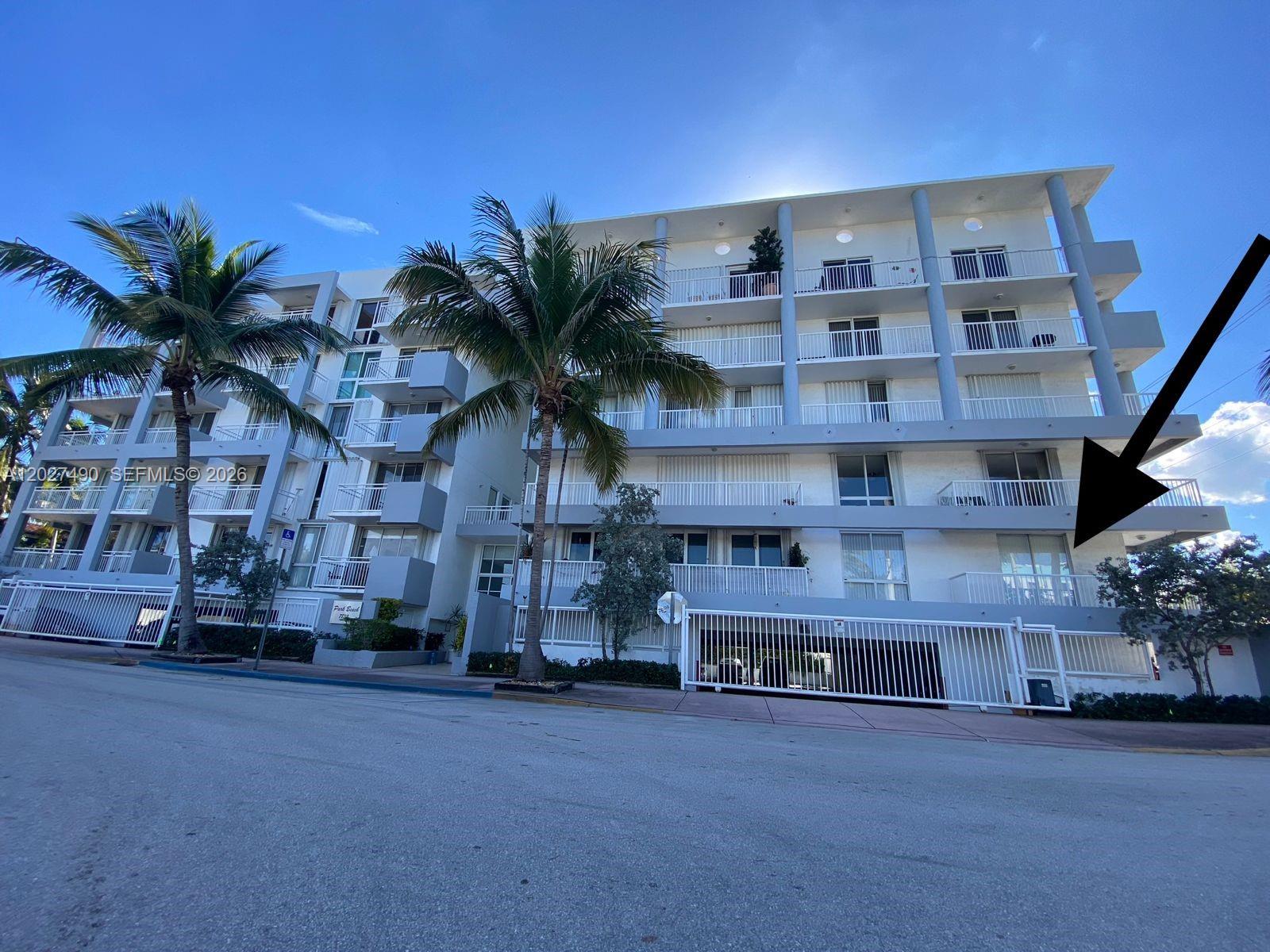 7832 Collins Ave #201