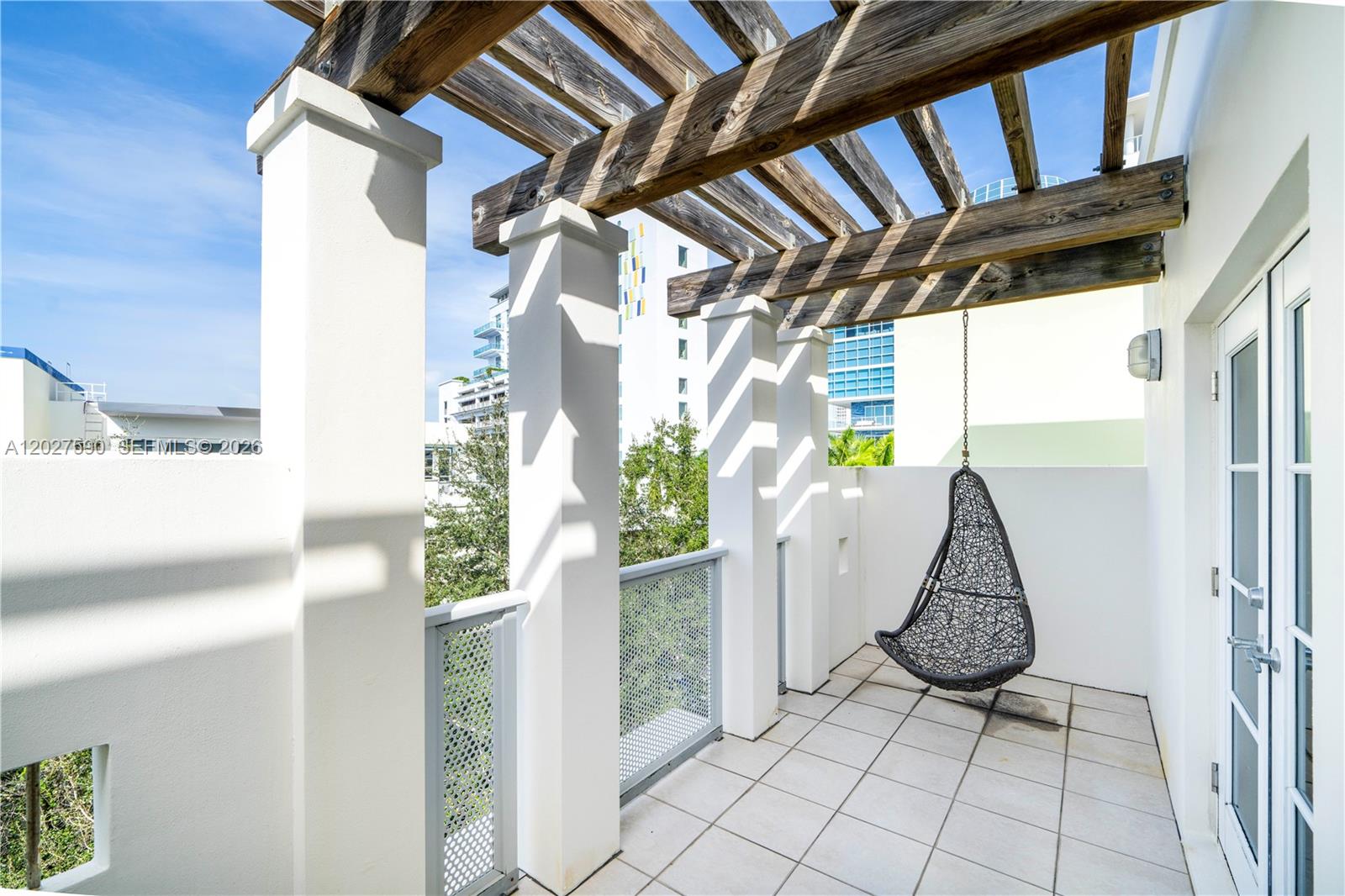 230 Water Way Miami Beach, FL 33141