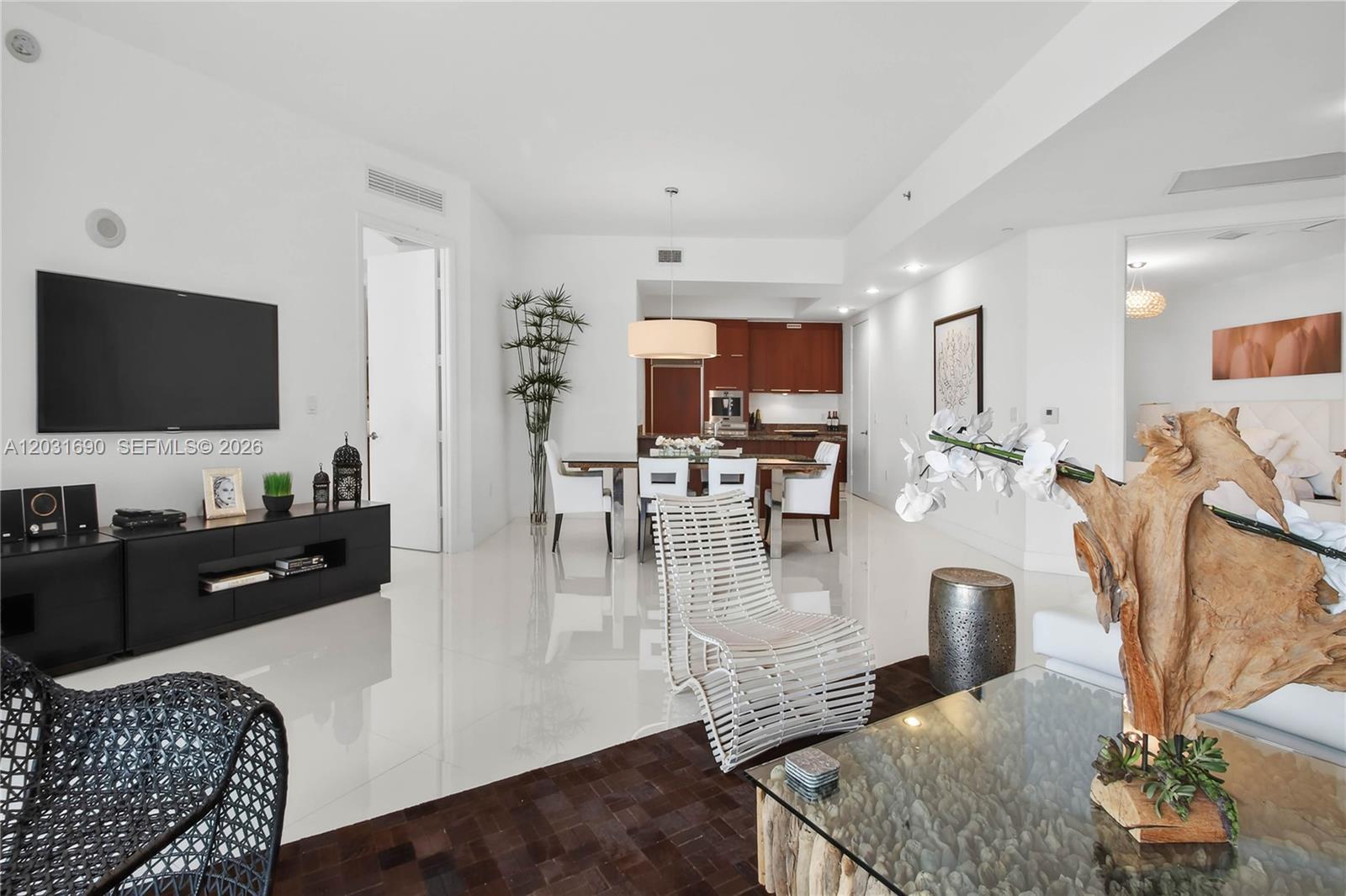 15811 Collins Ave #403 Sunny Isles Beach, FL 33160