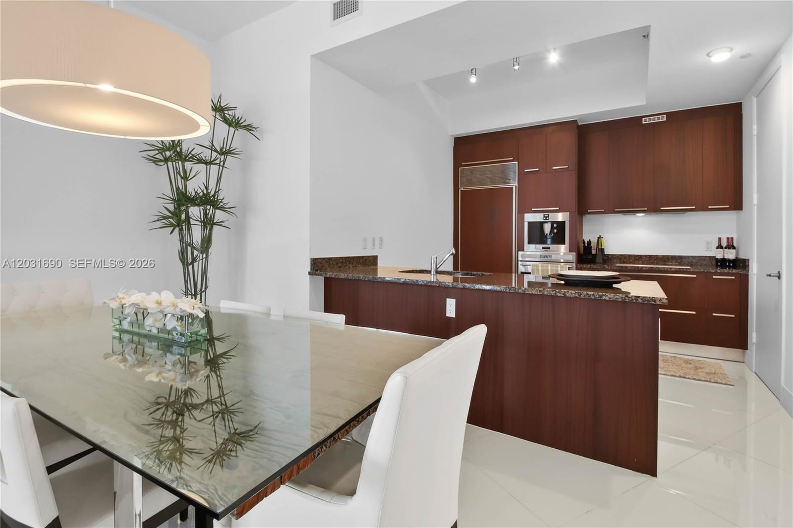 15811 Collins Ave #403 Sunny Isles Beach, FL 33160