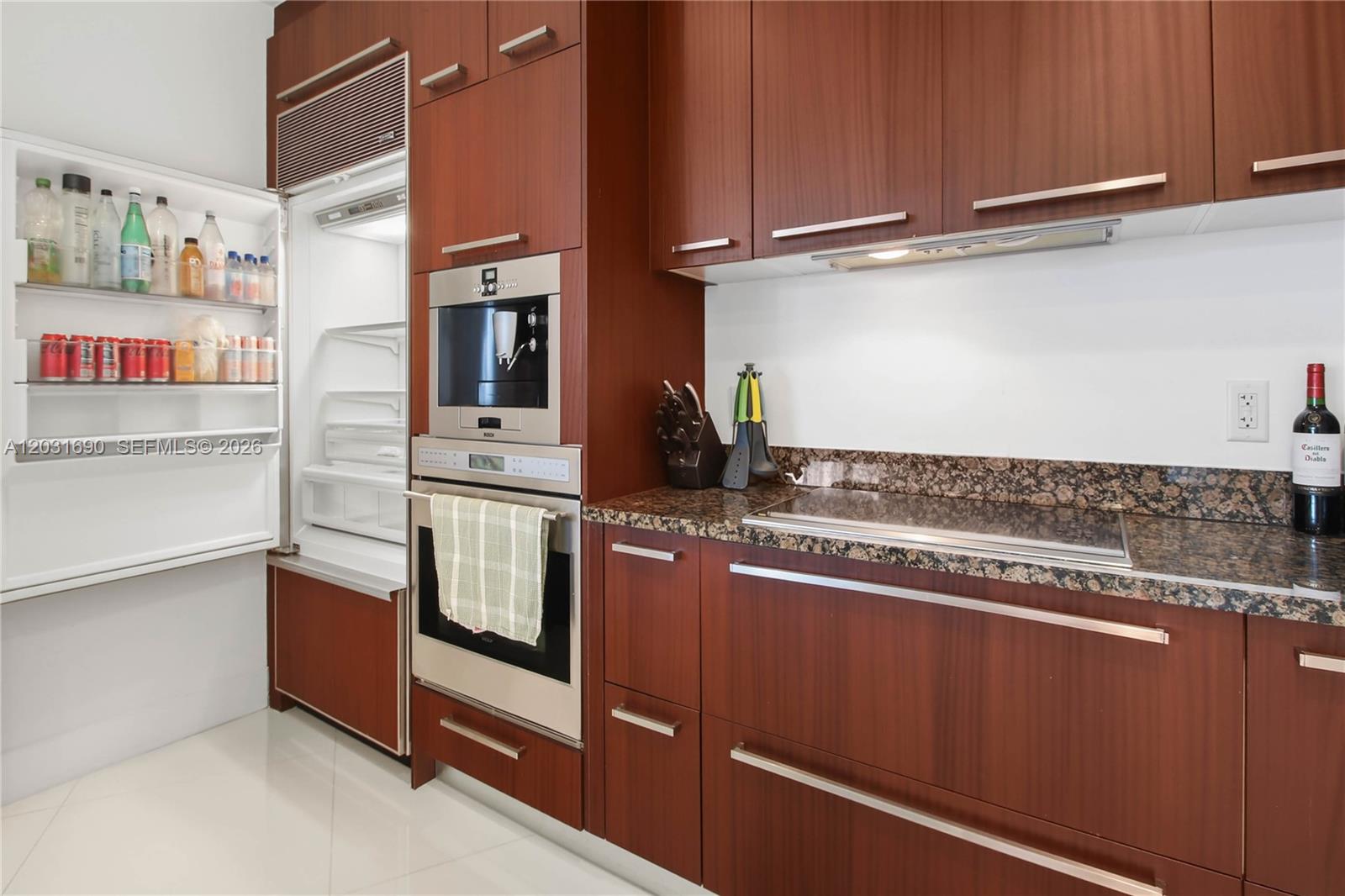 15811 Collins Ave #403 Sunny Isles Beach, FL 33160