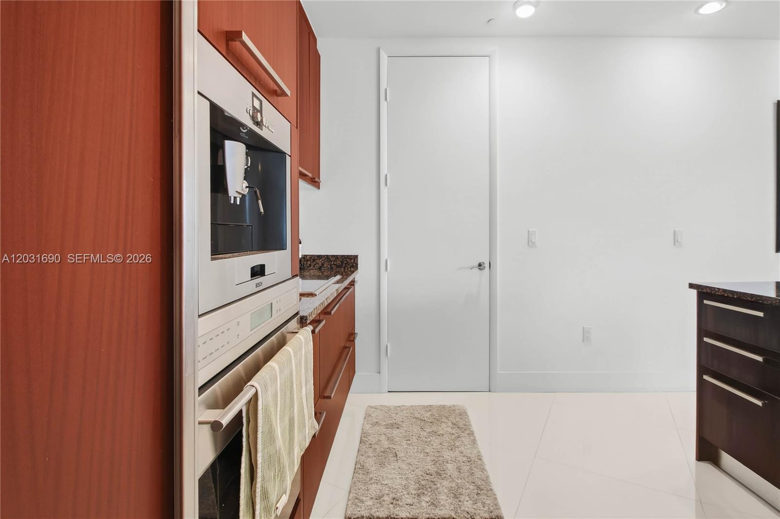 15811 Collins Ave #403 Sunny Isles Beach, FL 33160