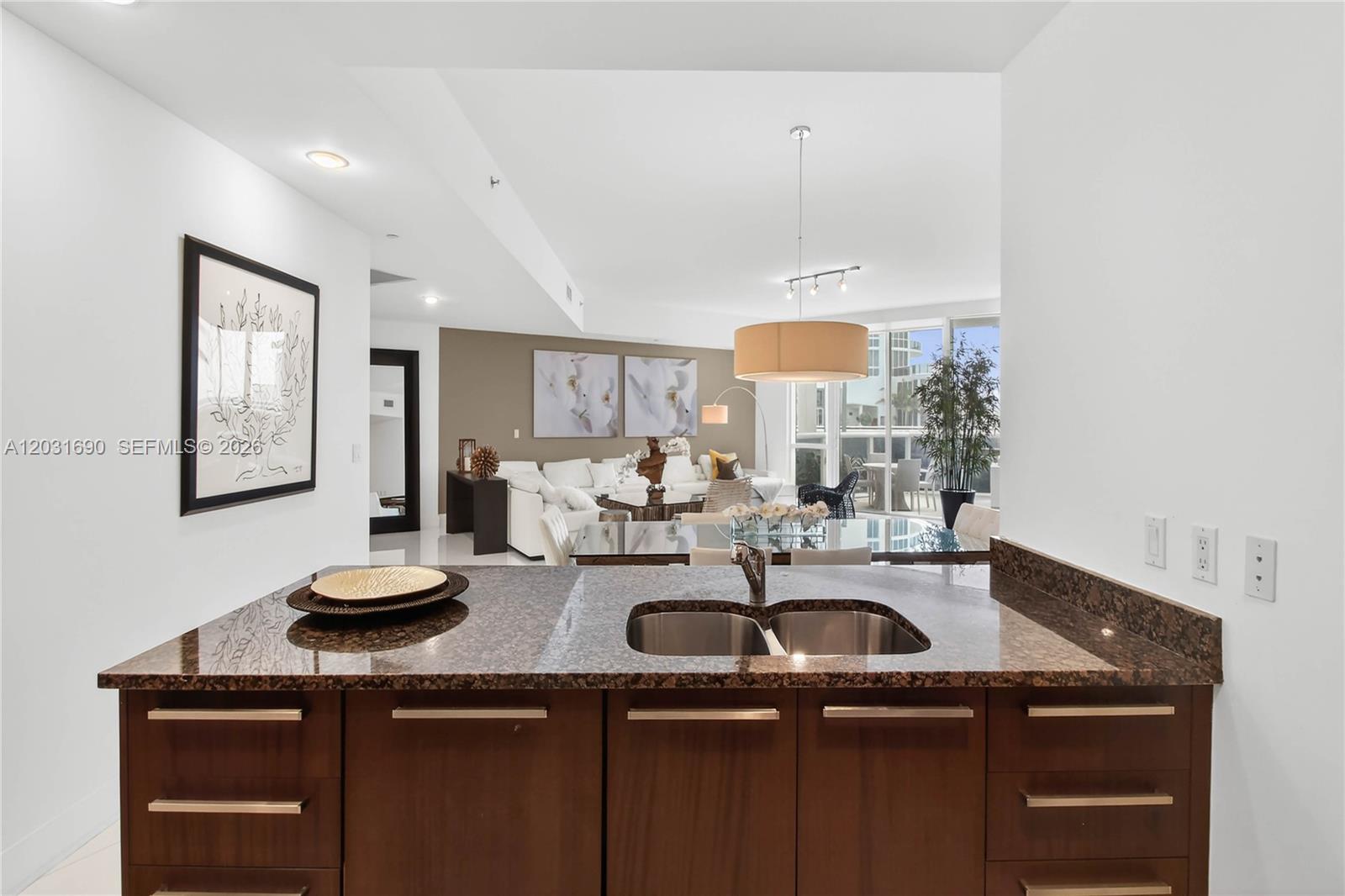 15811 Collins Ave #403 Sunny Isles Beach, FL 33160