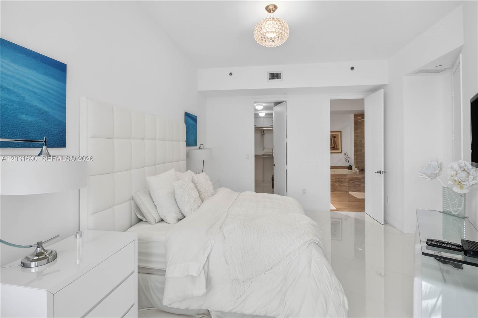 15811 Collins Ave #403 Sunny Isles Beach, FL 33160