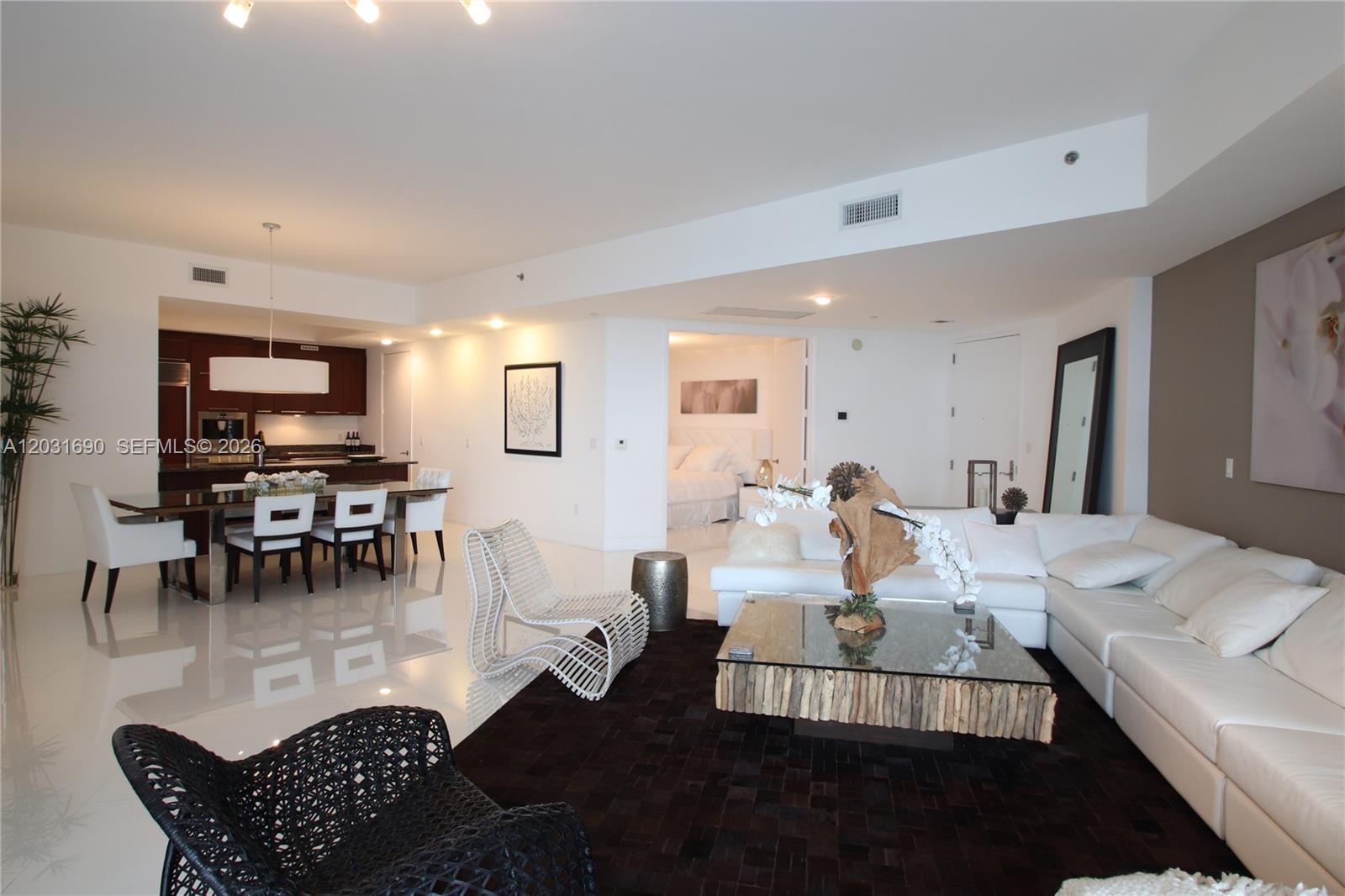 15811 Collins Ave #403 Sunny Isles Beach, FL 33160