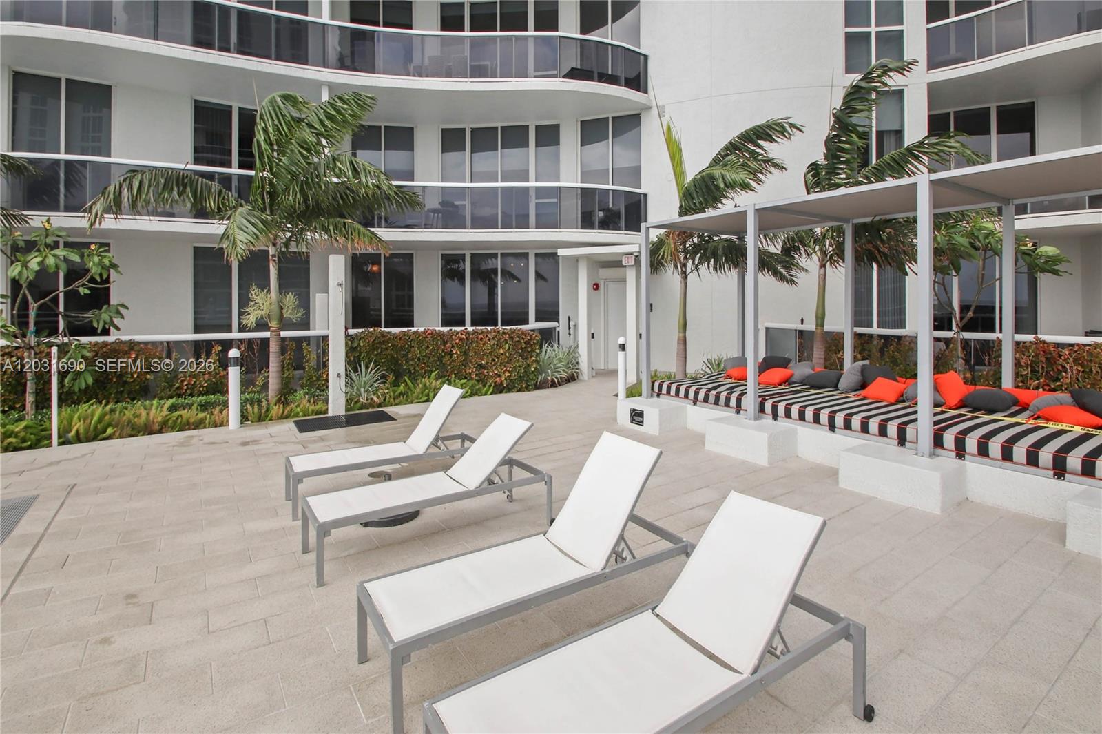 15811 Collins Ave #403 Sunny Isles Beach, FL 33160