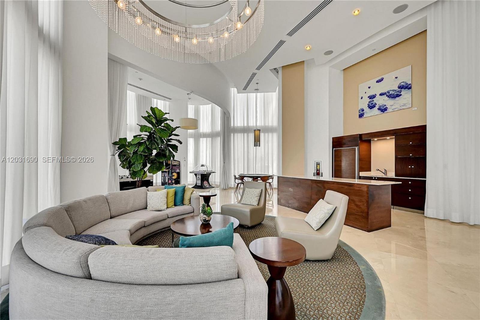 15811 Collins Ave #403 Sunny Isles Beach, FL 33160