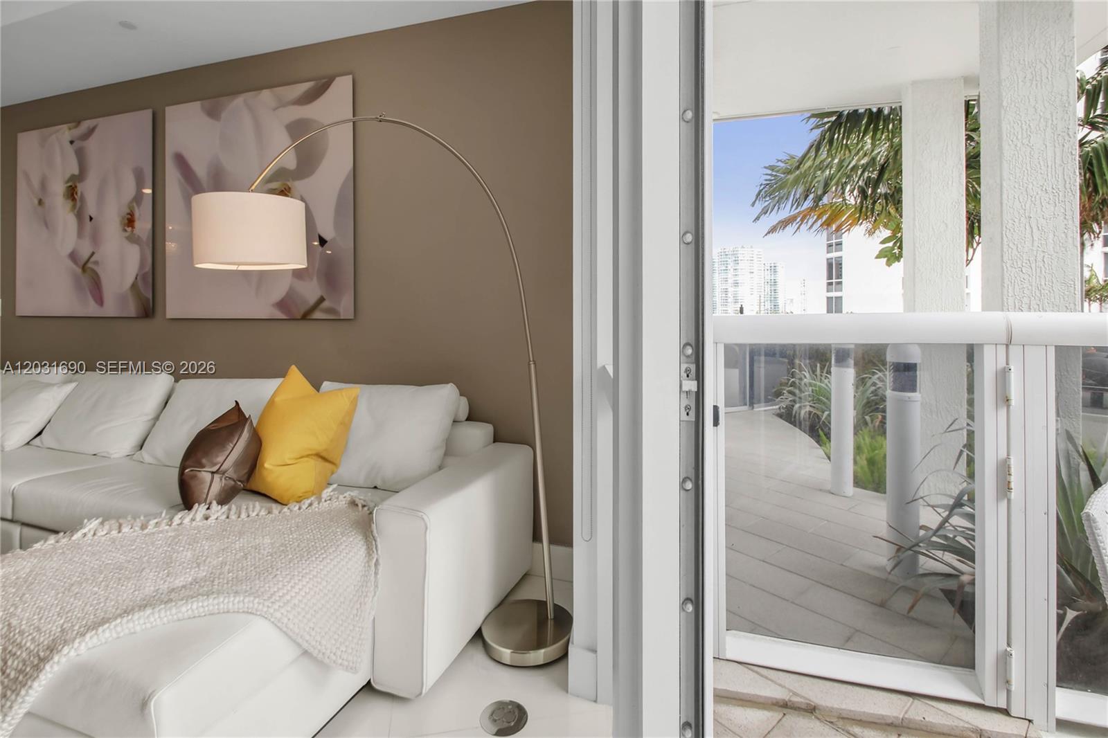 15811 Collins Ave #403 Sunny Isles Beach, FL 33160
