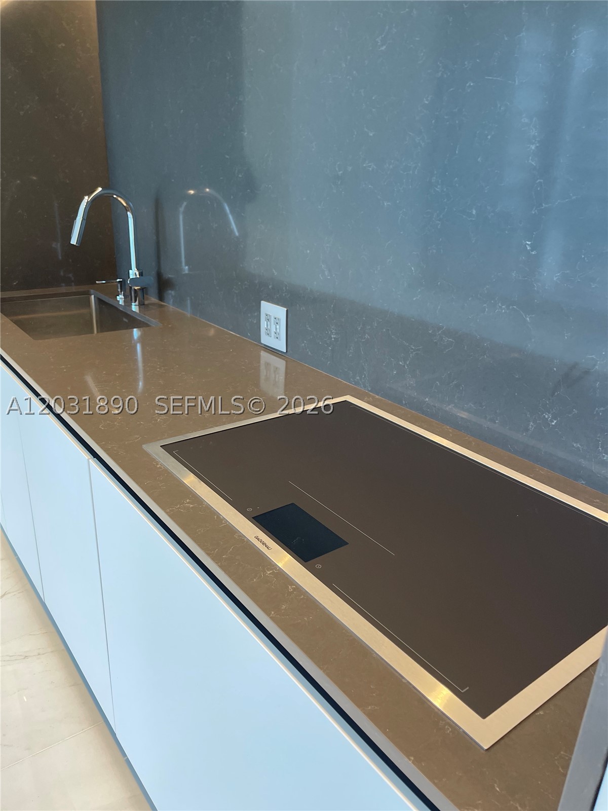 image Aston Martin Residences15