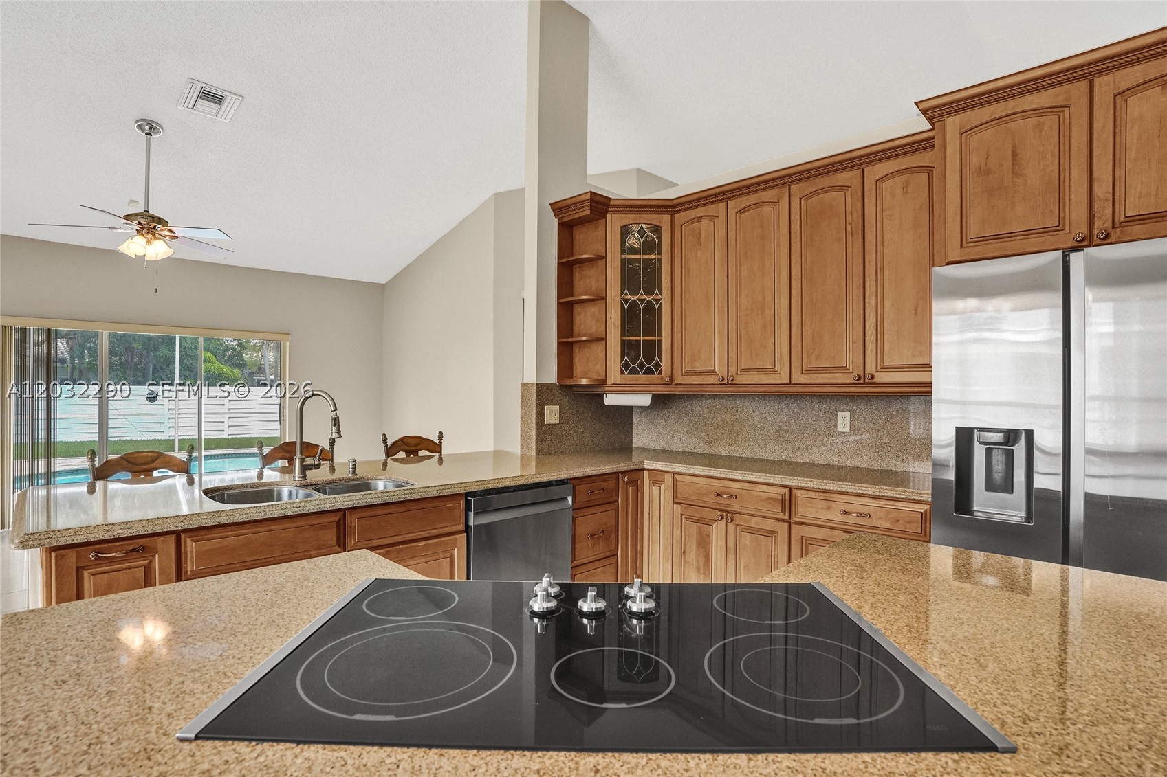 8269 NW 40th Ct Coral Springs, FL 33065