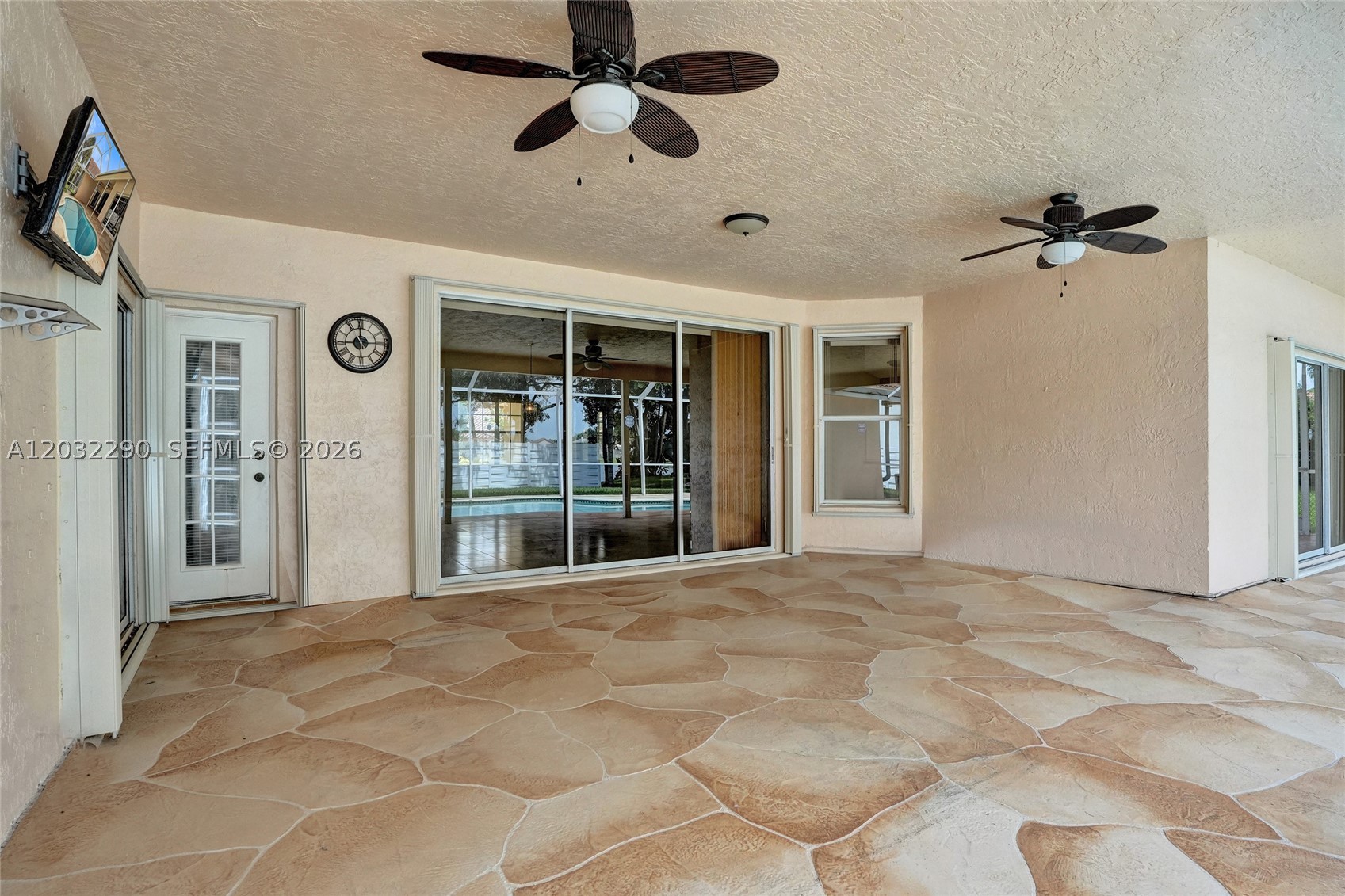 8269 NW 40th Ct Coral Springs, FL 33065