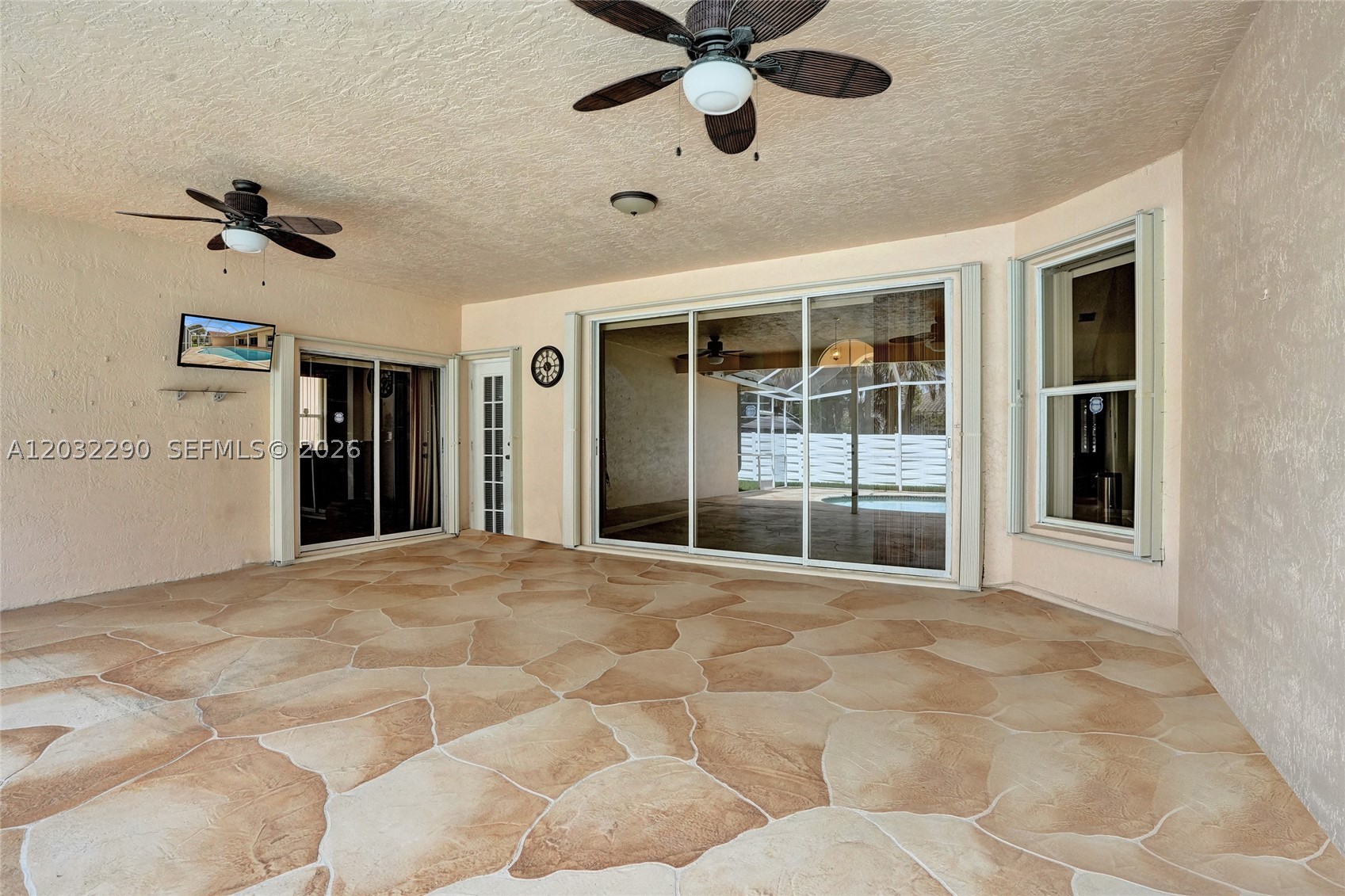 8269 NW 40th Ct Coral Springs, FL 33065