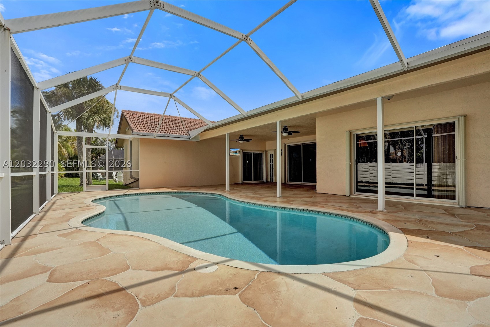 8269 NW 40th Ct Coral Springs, FL 33065