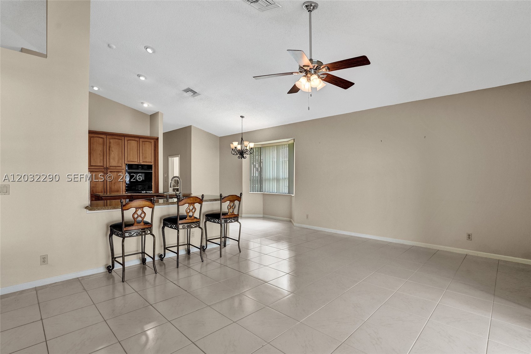 8269 NW 40th Ct Coral Springs, FL 33065