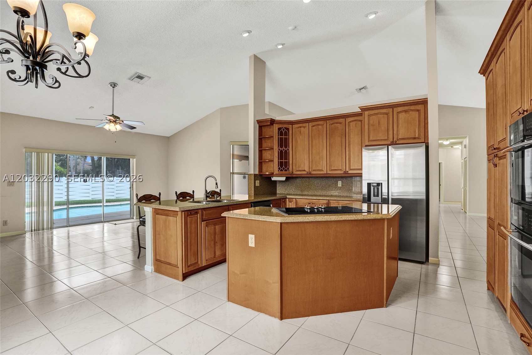 8269 NW 40th Ct Coral Springs, FL 33065