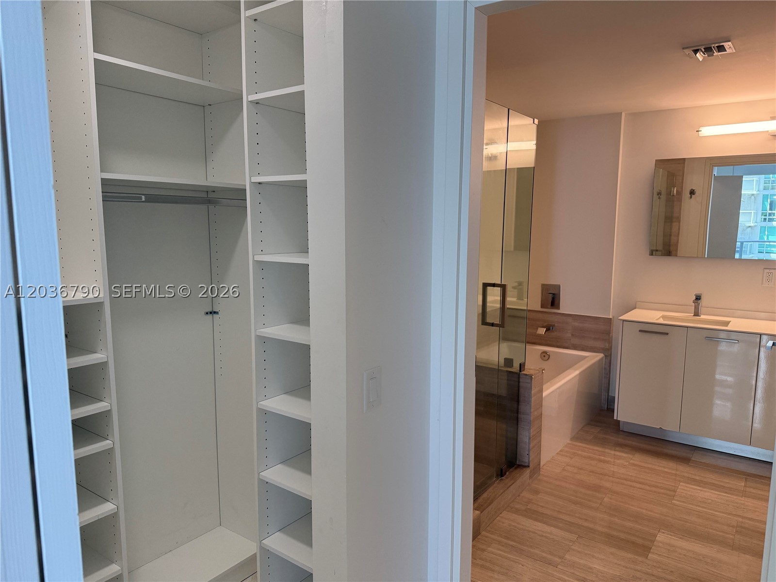 image Brickell House10