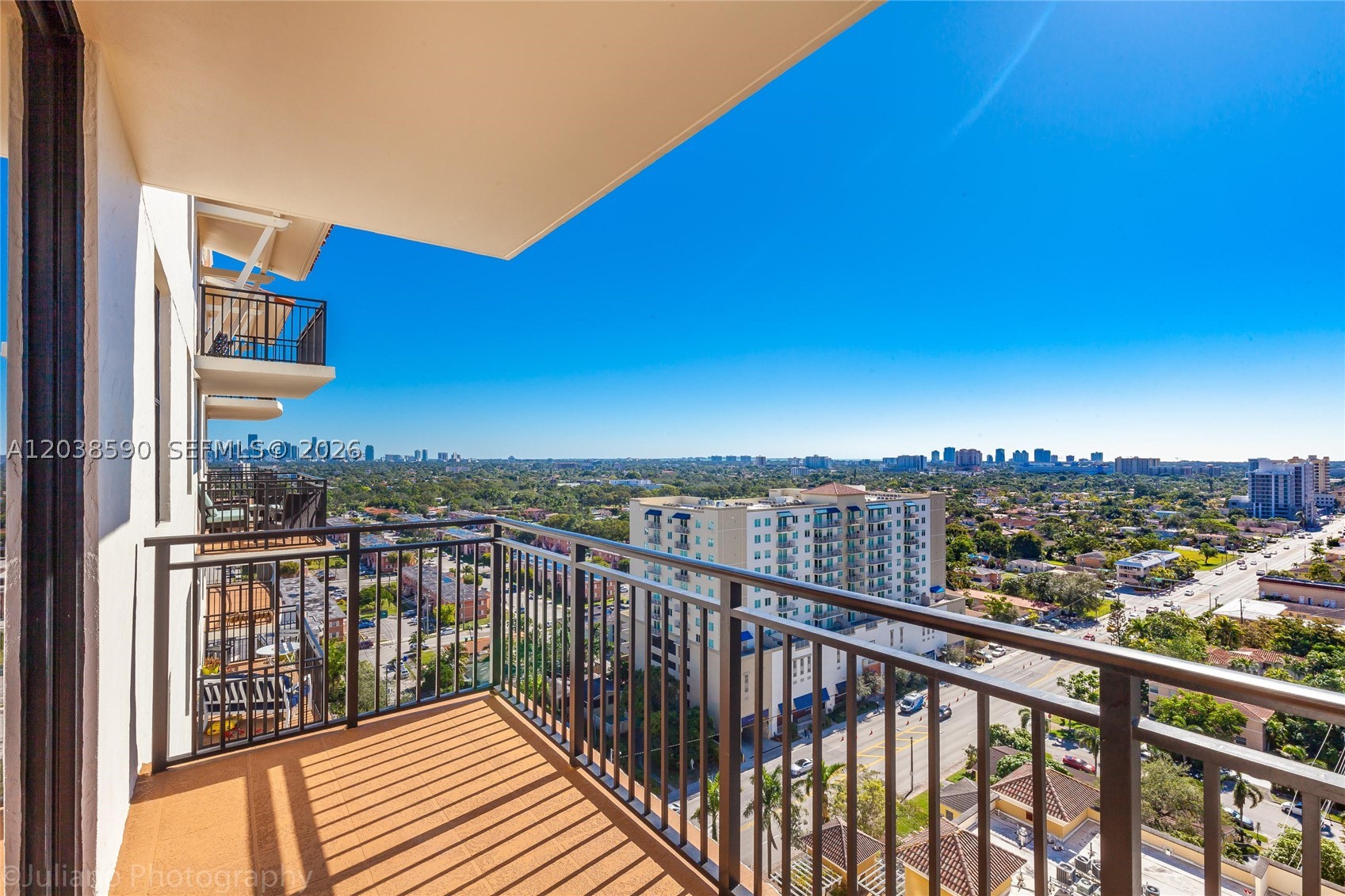 888 S Douglas Rd #1608 Coral Gables, FL 33134