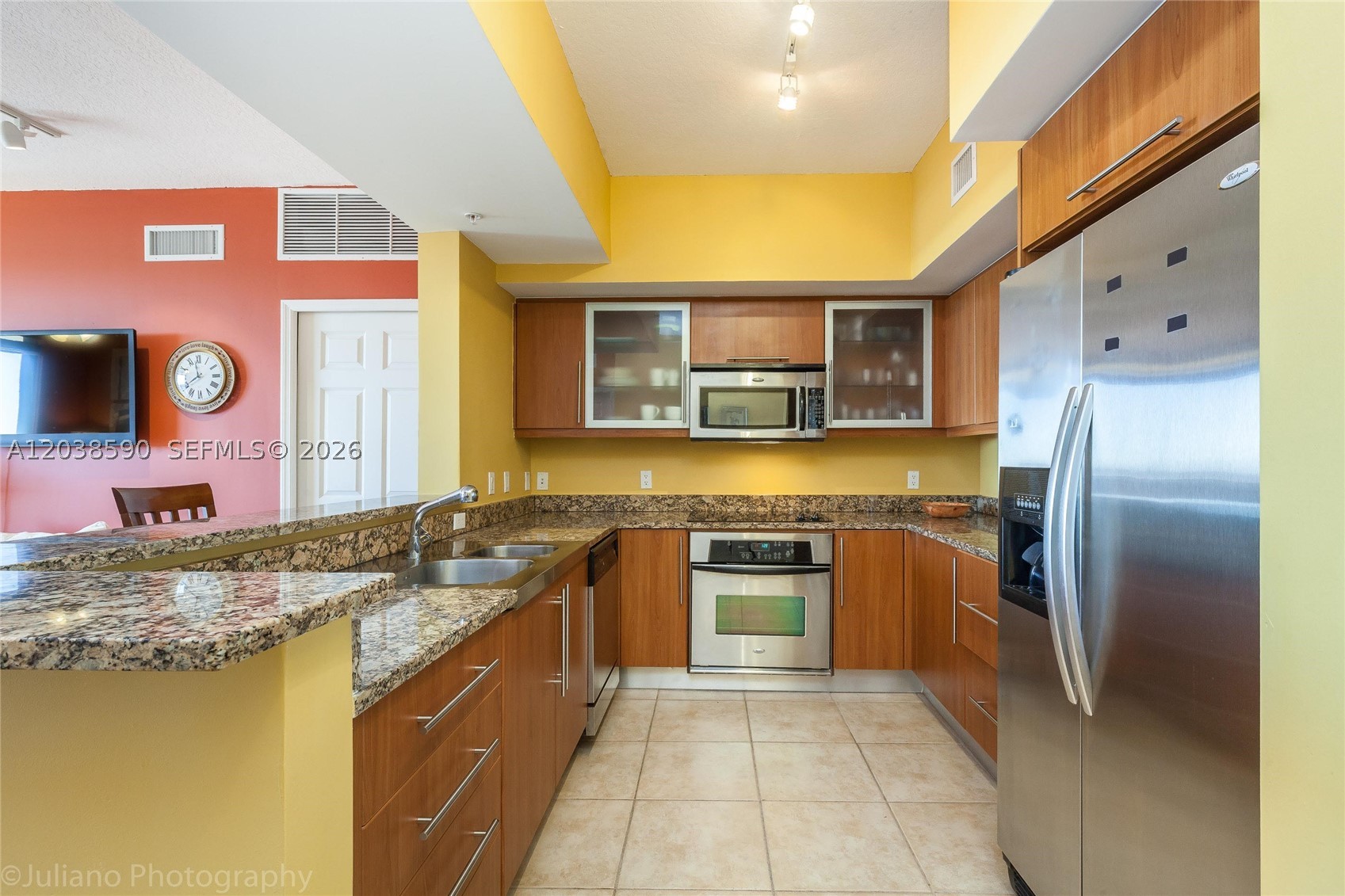 888 S Douglas Rd #1608 Coral Gables, FL 33134