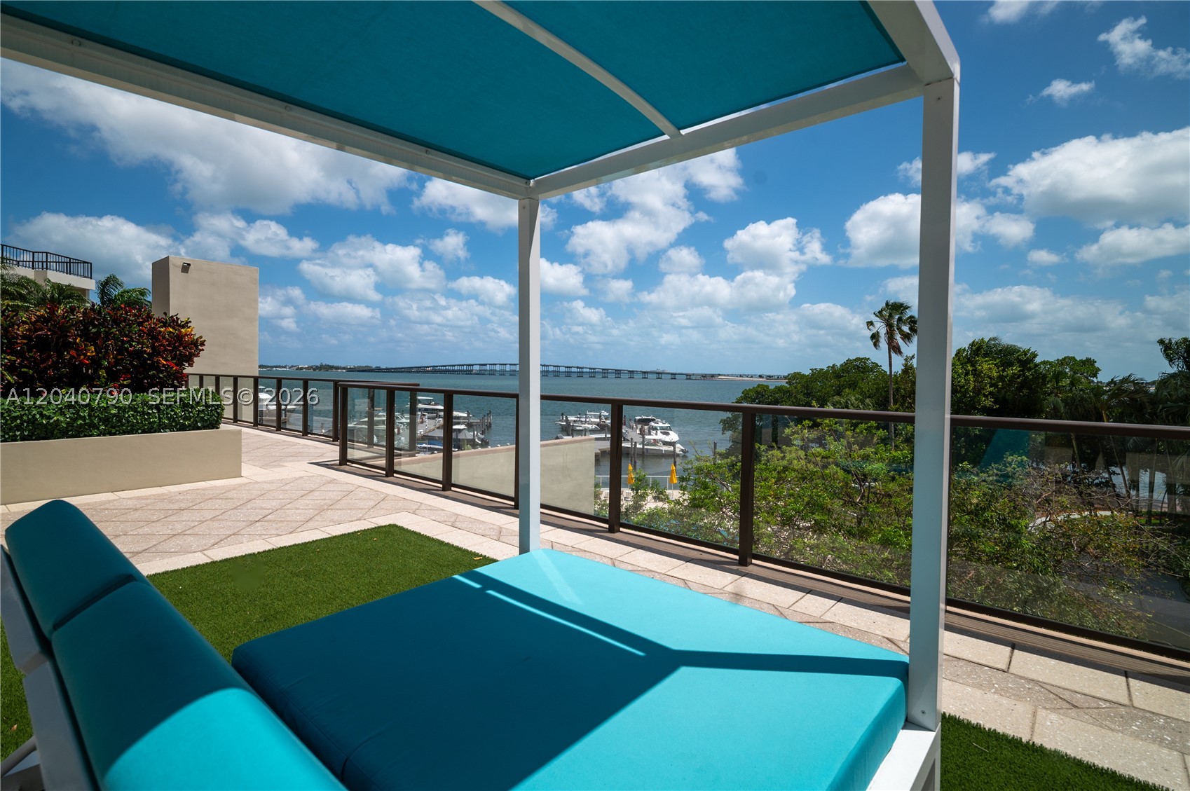 1581 Brickell Ave #PH104 Miami, FL 33129