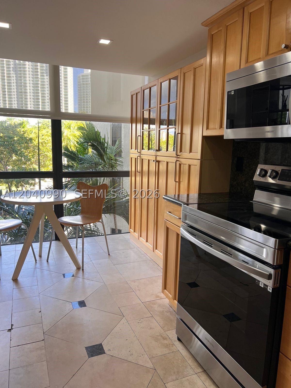 18181 Ne 31st Ct #305