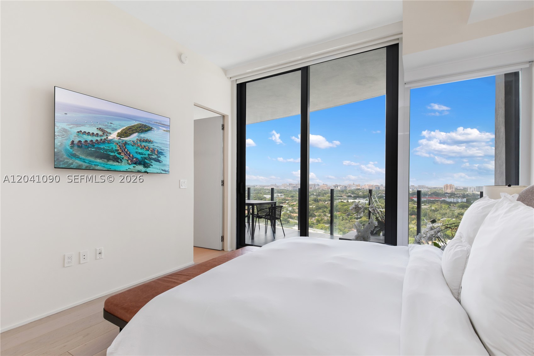 image Park Grove Club Residences11