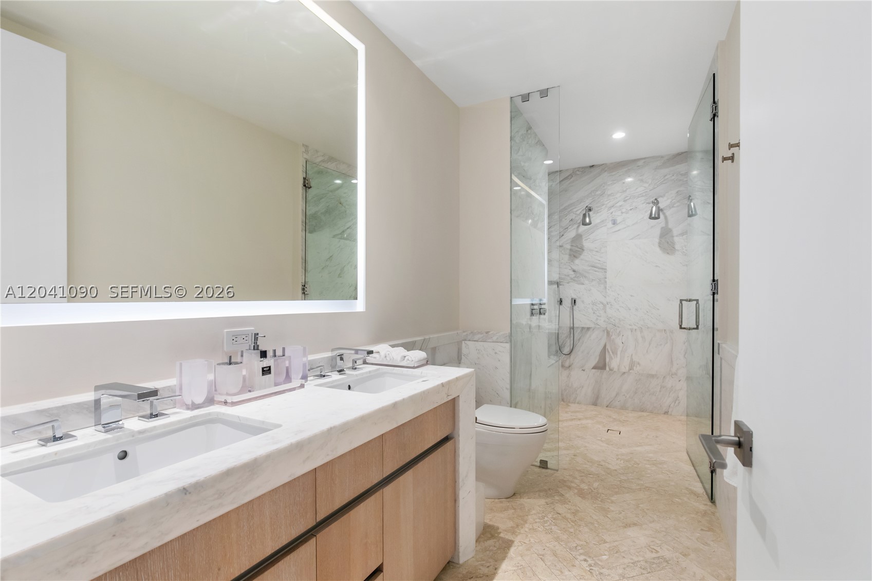 image Park Grove Club Residences12