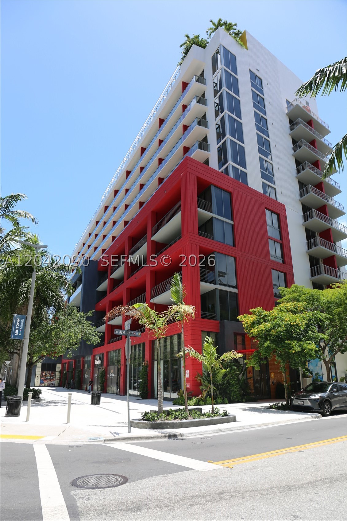 90 NE 32nd St #706 Miami, FL 33137