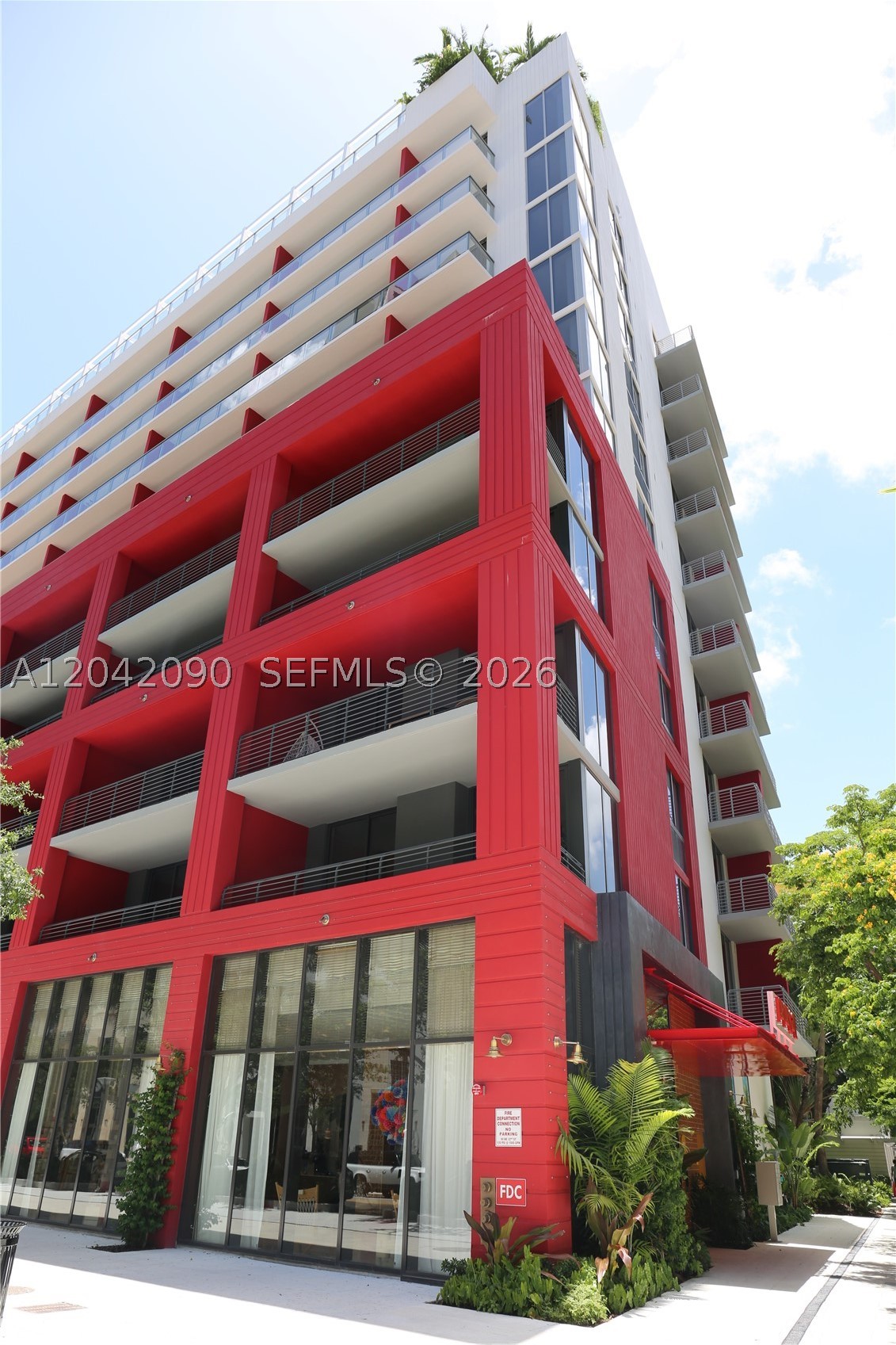 90 NE 32nd St #706 Miami, FL 33137