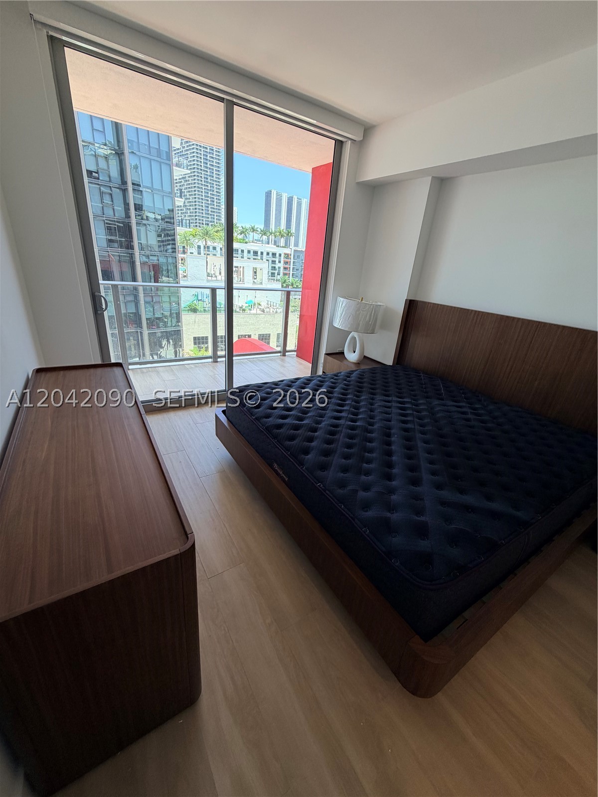 90 NE 32nd St #706 Miami, FL 33137